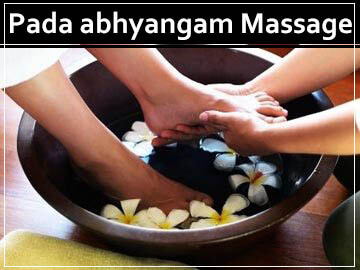 pada-abhyangam massage